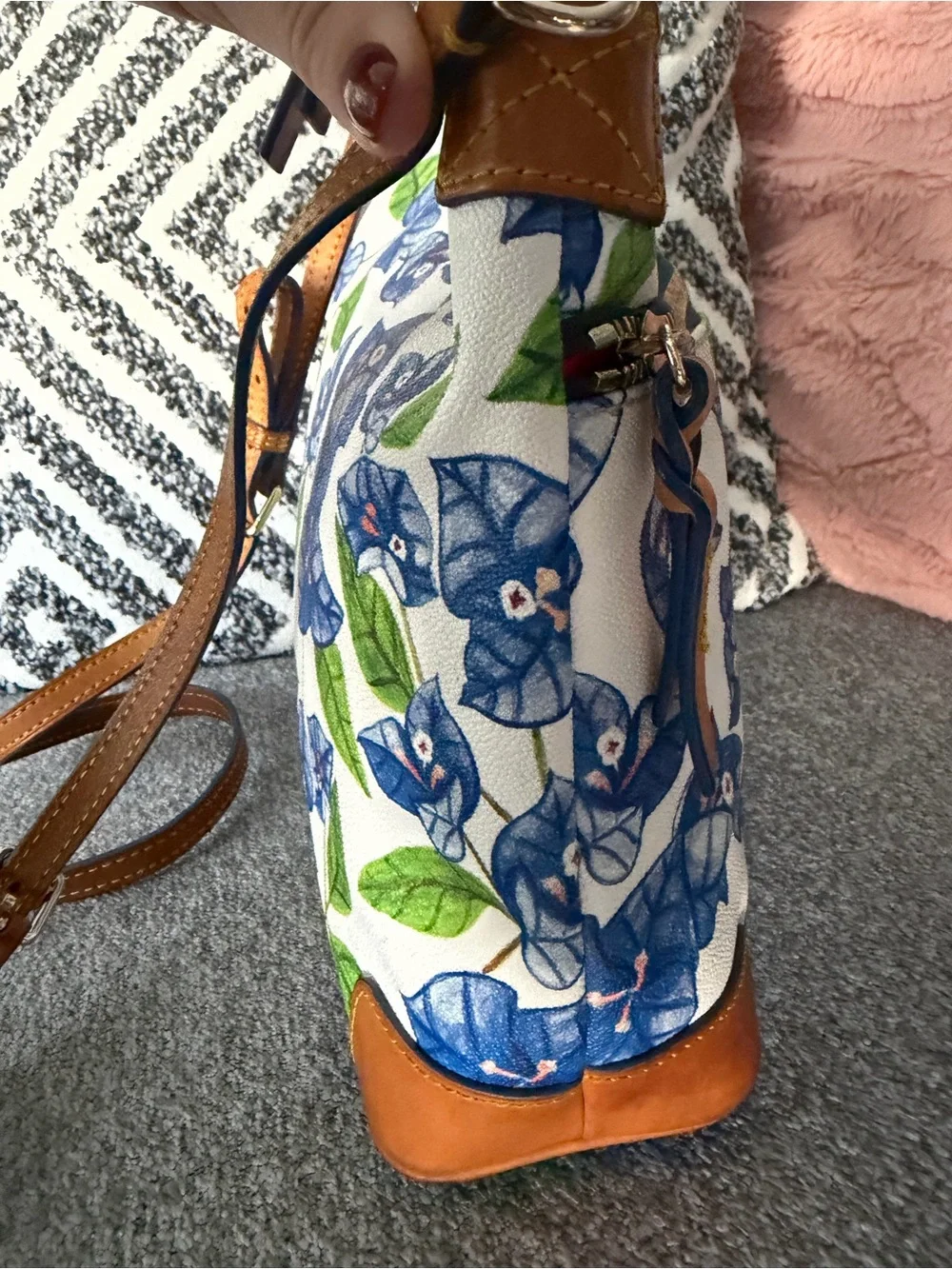 Dooney & Bourke White Blue Floral Crossbody with Tan Trim